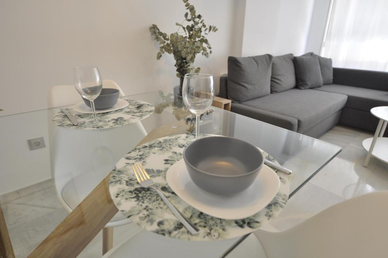 Luminoso Y Coqueto Apartamento Con Jardin Málaga Eksteriør billede