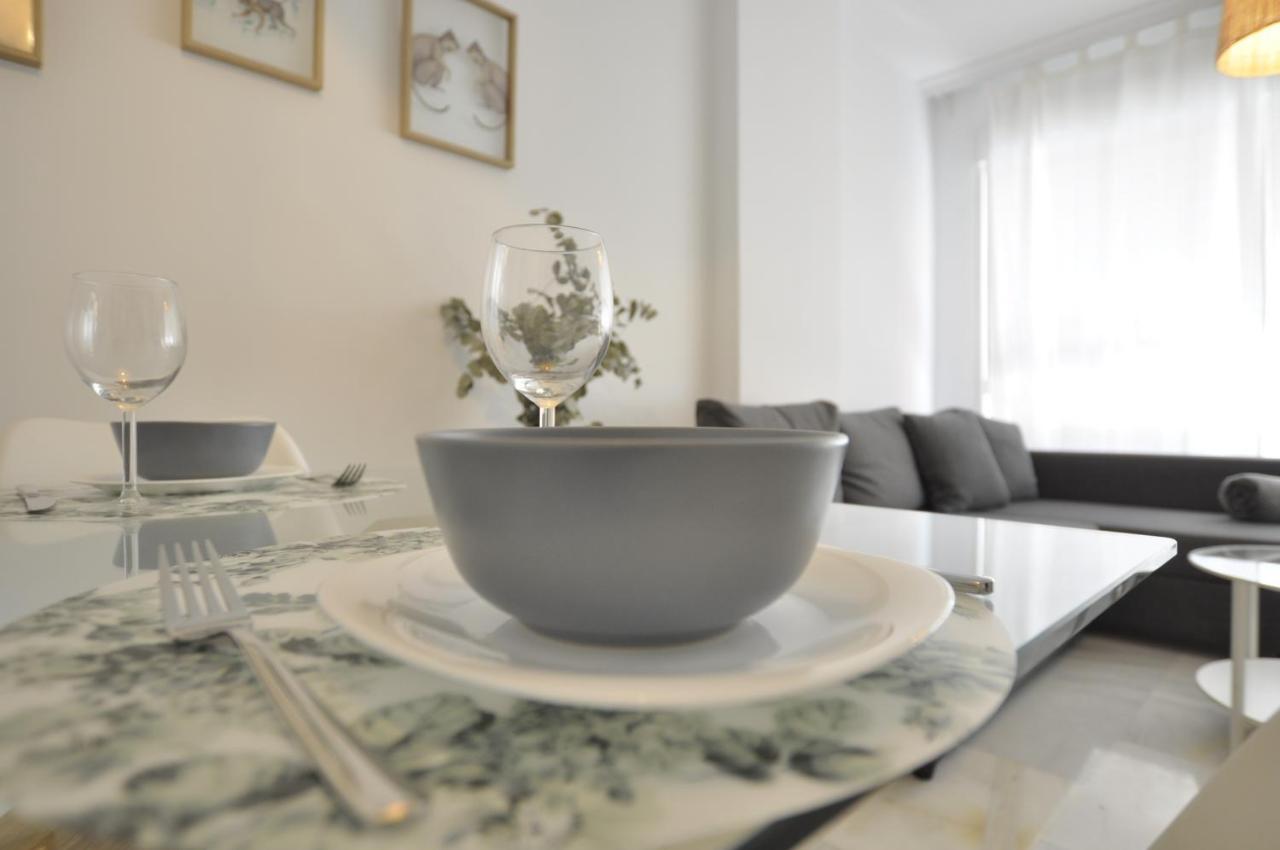 Luminoso Y Coqueto Apartamento Con Jardin Málaga Eksteriør billede